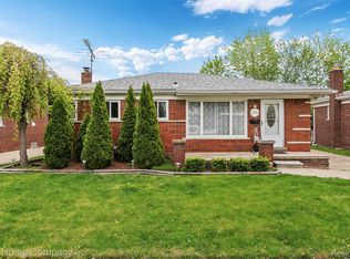 24564 Marine Ave, Eastpointe, MI 48021