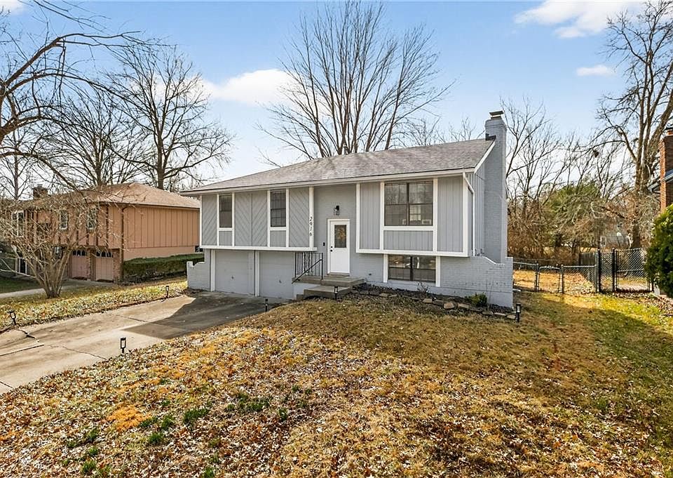 1st image of 2916 Sweet Briar Dr