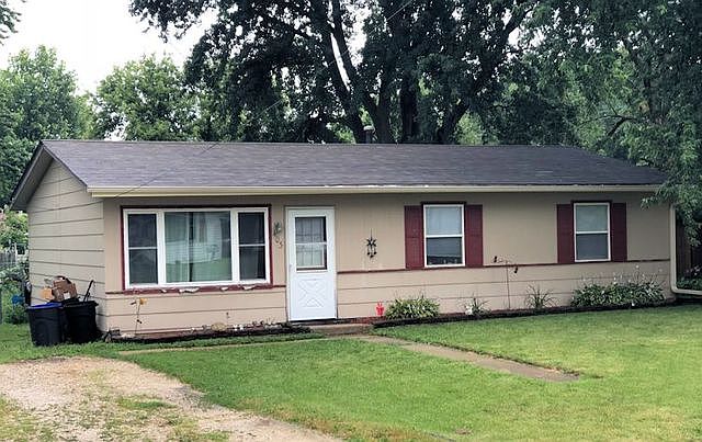2nd image of 403 Hillcrest Ave