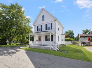 9 Cummings Rd, Newport, RI 02840