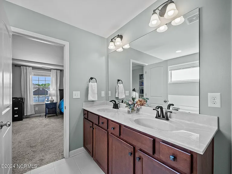 509 Romper Rd — Photo 20