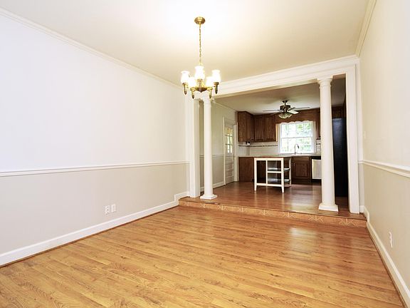 Breakfast room