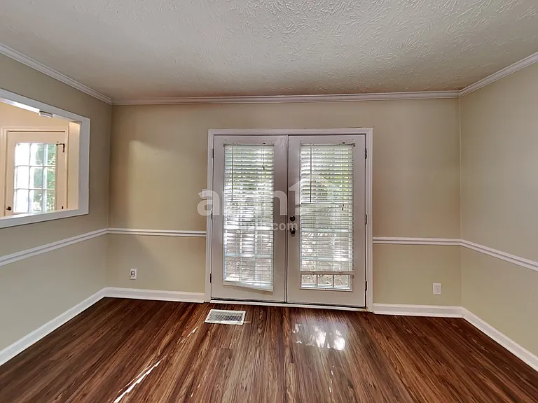 424 Spring Falls Dr — Photo 6