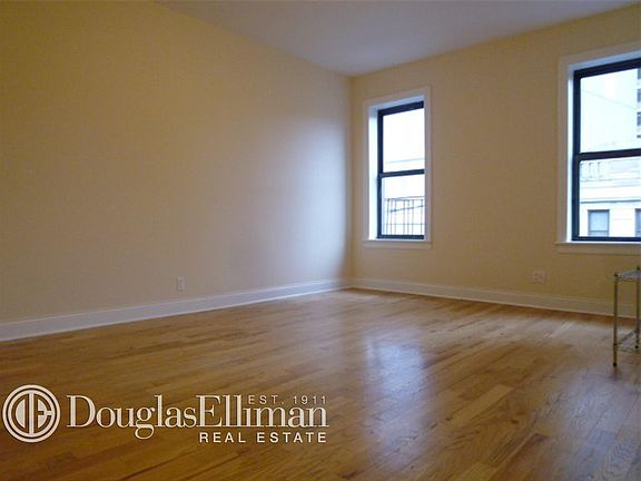 3rd image of 105 Haven Ave APT 5M