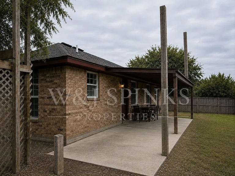 1218 Mango Ct — Photo 16