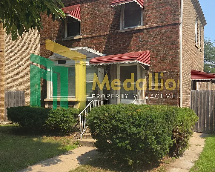 8509 S Yates Blvd — Photo 1