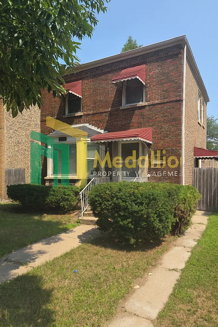 8509 S Yates Blvd photo 1