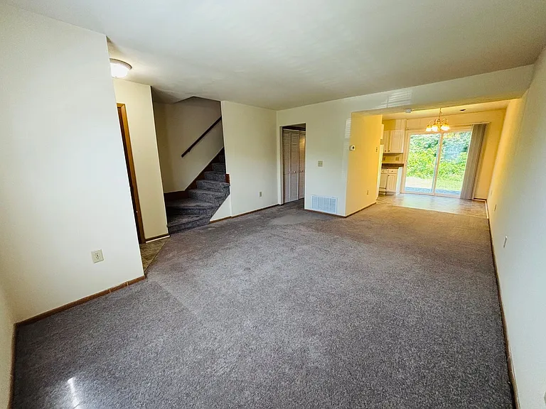 353 New Kent Rd — Photo 5