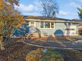 31 Leonardo Rd, Parsippany, NJ 07054