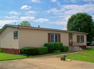 858 Woodchuck Dr, Mount Laurel, NJ 08054