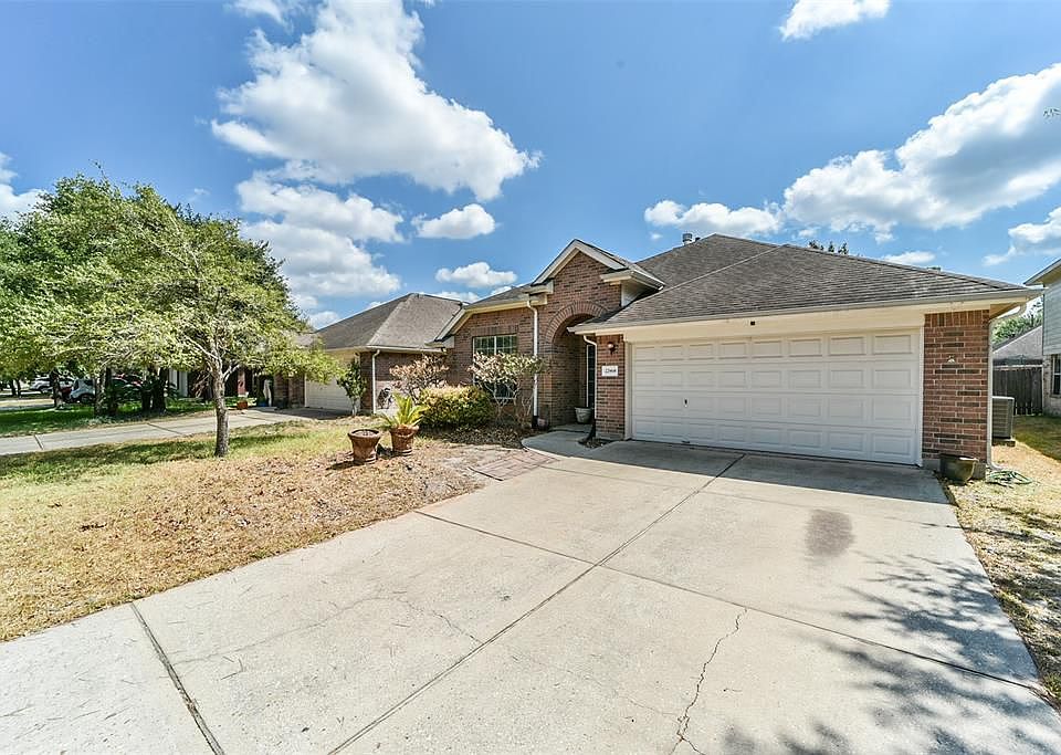 1st image of 22868 Lantern Hills Dr