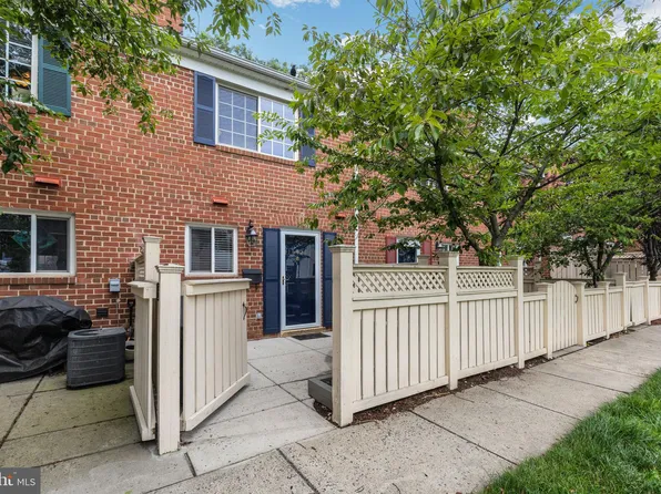 1453 N Van Dorn St, Alexandria, VA 22304