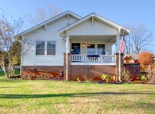 615 Mountain View Ave, Maryville, TN 37803