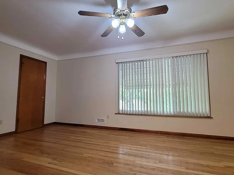 1682 Southbend Dr #2 — Photo 6