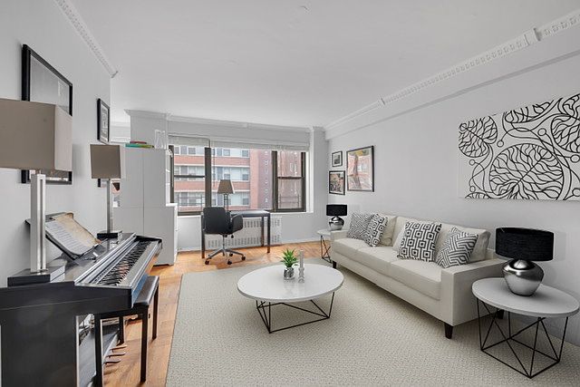 1st image of 55 E End Ave APT 9G