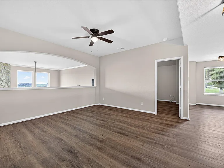 7703 Lehman Rd — Photo 35