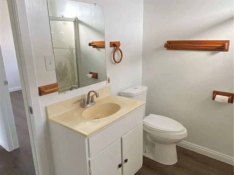 1518 Norman Pl — Photo 12