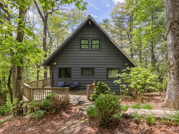 135 Wheatstone Drive, Glenville, NC 28736
