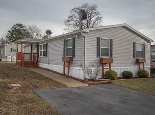 611 6th, Moosic, PA 18507