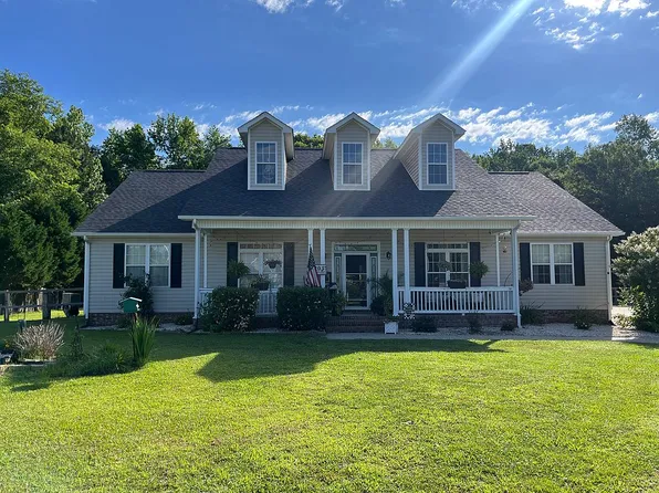 203 Santa Fe Trl, Jacksonville, NC 28546