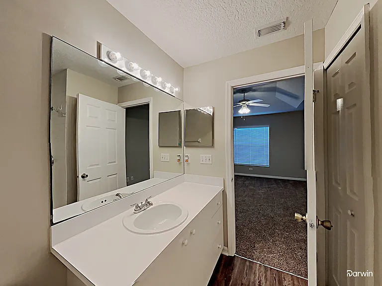 1711 SW Gloria Ln — Photo 15