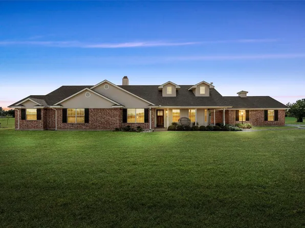 701 Shiloh Trl, China Spring, TX 76633