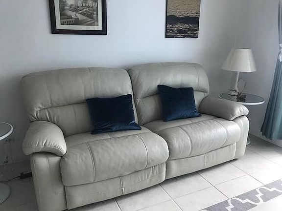5th image of 2301 Collins Ave #A824