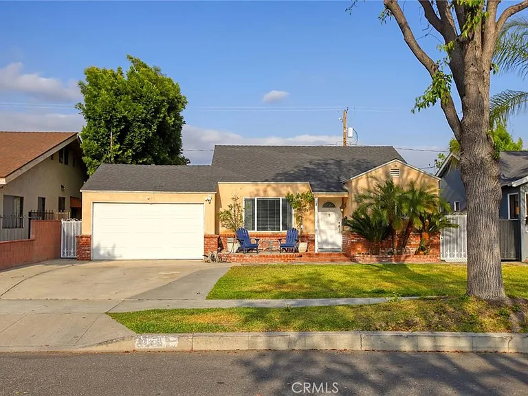 1412 N Catalina St — Photo 3
