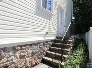 740 Clark Ave, Ridgefield, NJ 07657