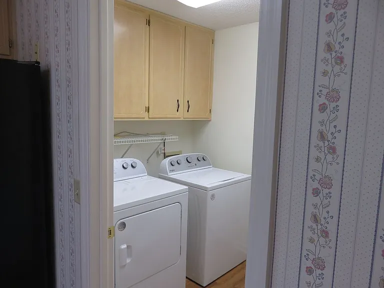432 Merlin Way — Photo 7