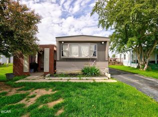 1223 Chateau Ct, Findlay, OH 45840