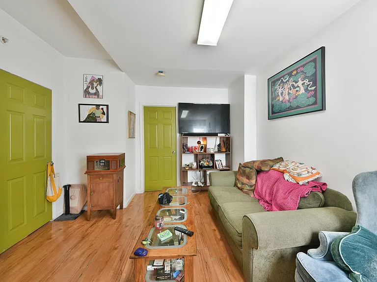1608 W Susquehanna Ave #1 — Photo 2