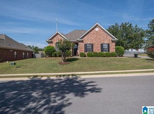 193 Daventry Dr, Calera, AL 35040
