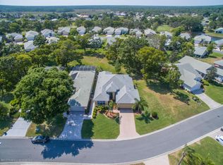 9132 Penelope Dr, Weeki Wachee, FL 34613