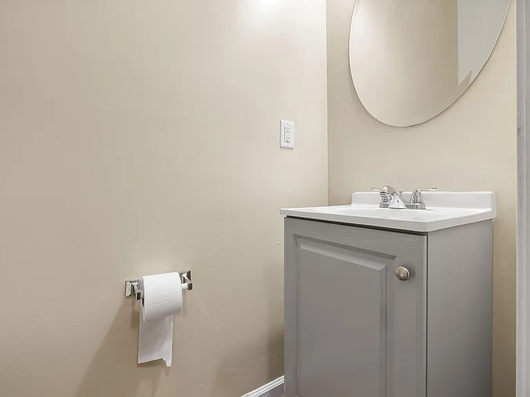 401 Coalinga Ln #108 — Photo 11