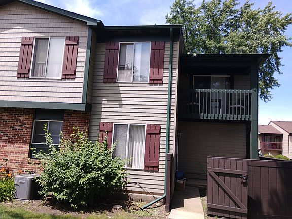3rd image of 45D Fernwood Dr #D