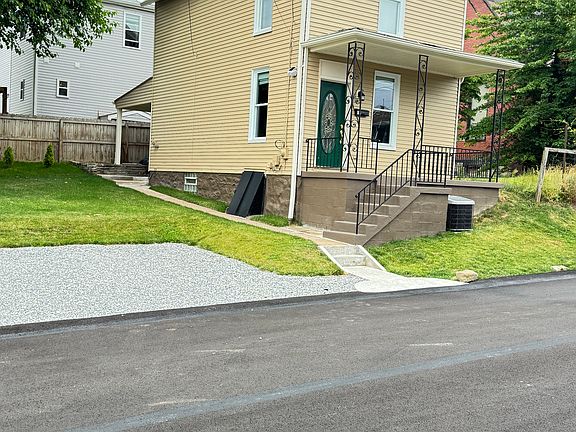 4th image of 513 Spruce St