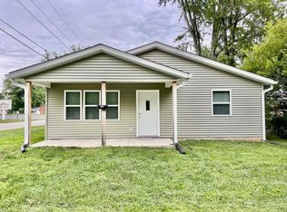 1133 W Oak St, Mitchell, IN