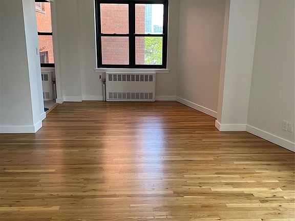 4th image of 1541 Lemoine Ave APT 4F