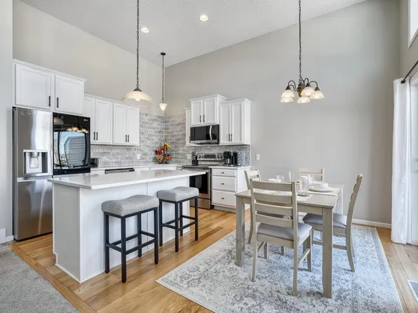 9731 Saint Andrews Dr, Elko New Market, MN 55020