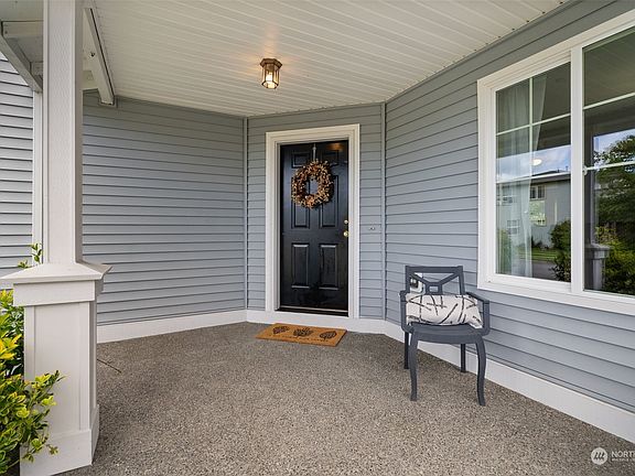 5th image of 2419 Wallace Street