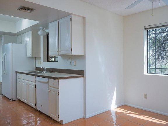 2nd image of 5228 N Paseo Del Arenal
