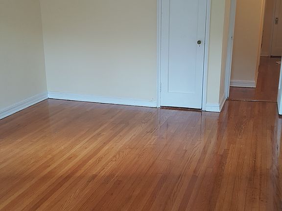 4th image of 7609 34th Ave APT 526