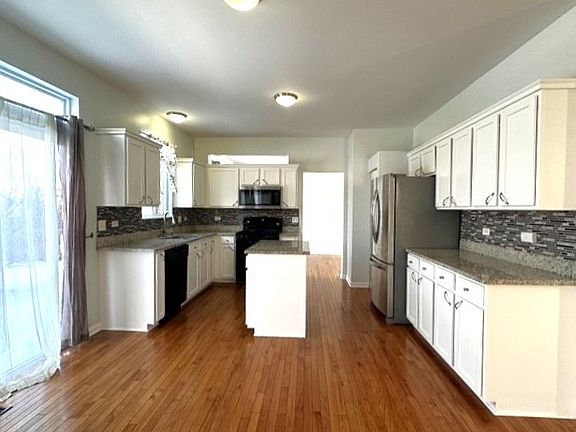 4th image of 7038 Westwood Dr
