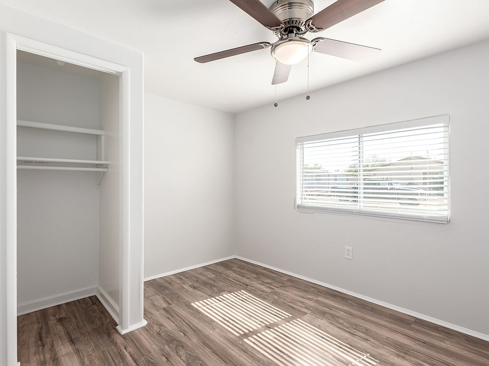 1st image of 7702 E Flossmoor Ave #3