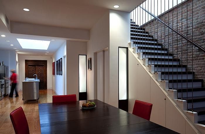 1st image of 106 Duane St APT 5