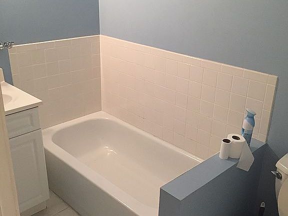 Upstairs shared bath