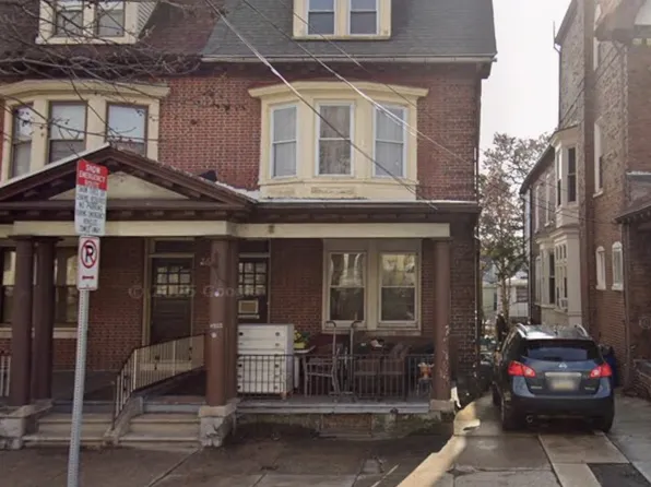 1322 Perkiomen Ave Floor 1, Reading, PA 19602