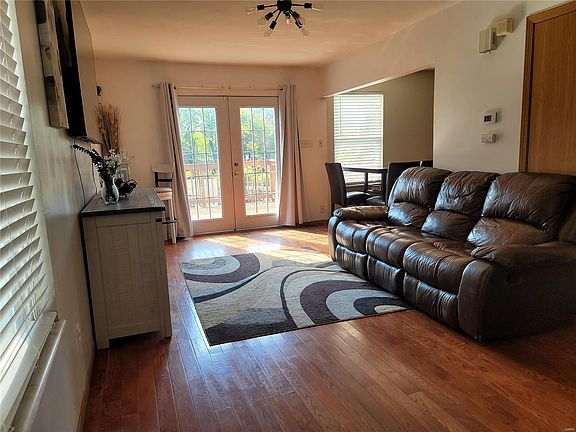 4th image of 6028 Horton Pl