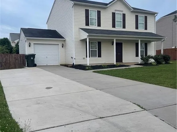 114 Florida Dr, Thomasville, NC 27360
